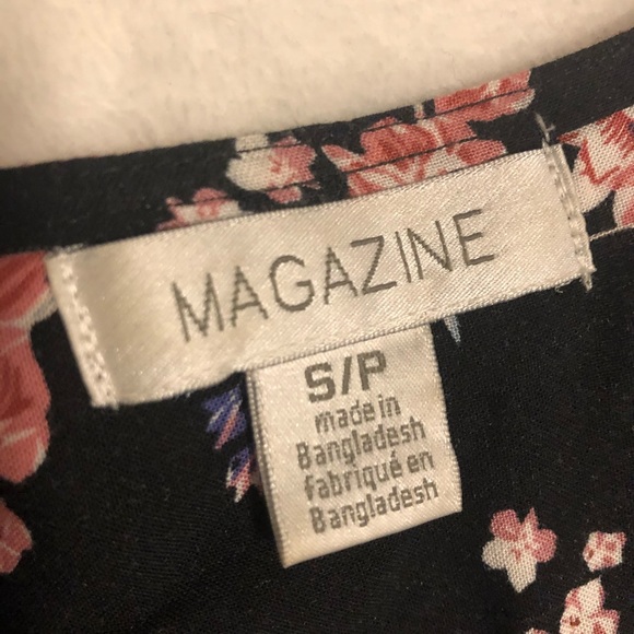 Floral Top - Picture 3 of 4